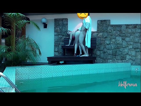 ❤️ Baas nooi bediende swembad toe, maar kon nie 'n warm weerstaan ​​nie ️ Porno vk op af.porngifmag-com.ru ﹏